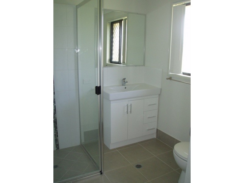 2/12 Fulmar Court, Burrum Heads QLD 4659