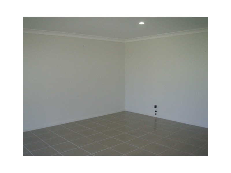 2/12 Fulmar Court, Burrum Heads QLD 4659