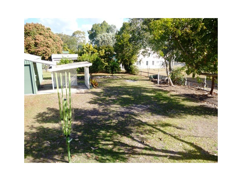 21 Burrum Street, Burrum Heads QLD 4659