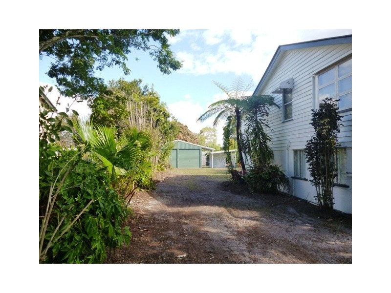 21 Burrum Street, Burrum Heads QLD 4659