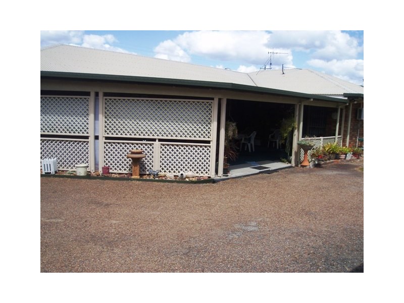 9 Gympie St, Torbanlea QLD 4662