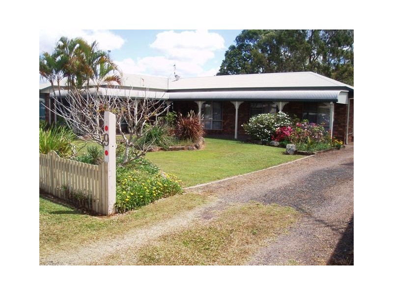 9 Gympie St, Torbanlea QLD 4662