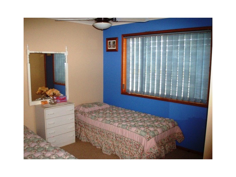 9 Gympie St, Torbanlea QLD 4662