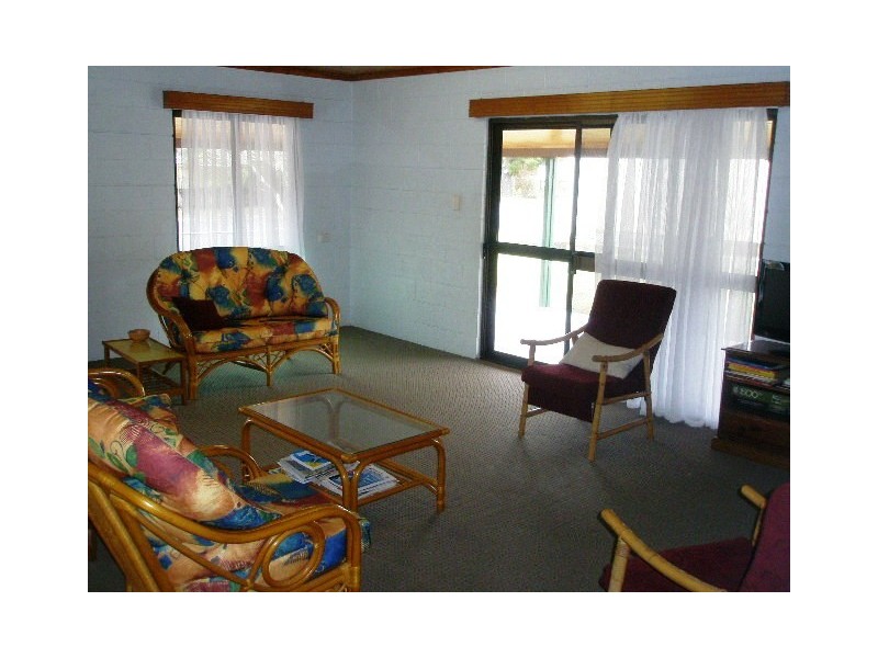 79 Riverview Drive, Burrum Heads QLD 4659