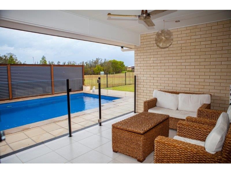 6 Fulmar Court, Burrum Heads QLD 4659