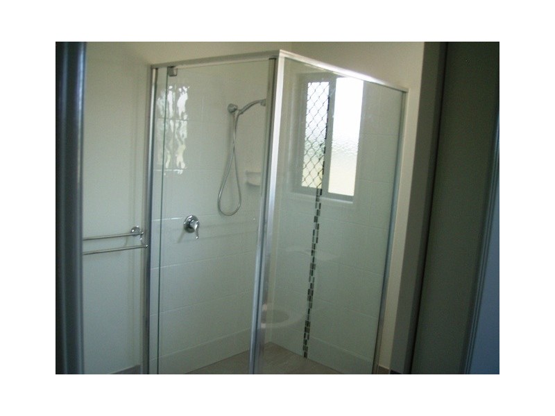5 Noeme St, Burrum Heads QLD 4659
