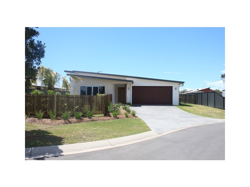 23 Bryan Court, Burrum Heads QLD 4659