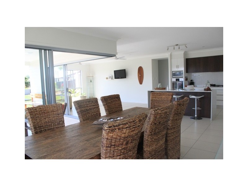 23 Bryan Court, Burrum Heads QLD 4659