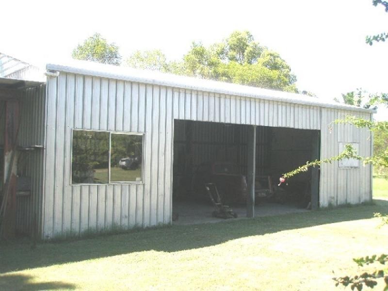 2 South Heath Road, Burrum River QLD 4659