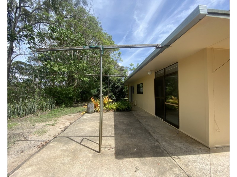 2 South Heath Road, Burrum River QLD 4659
