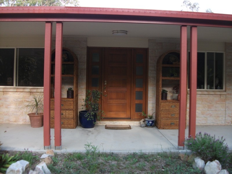18 Island Close, Pacific Haven QLD 4659