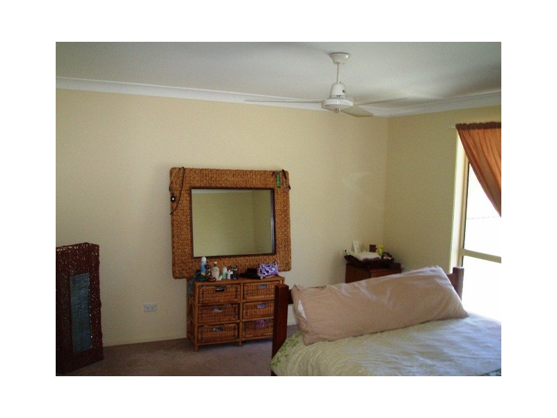 5 Southfork Crct, Burrum Heads QLD 4659