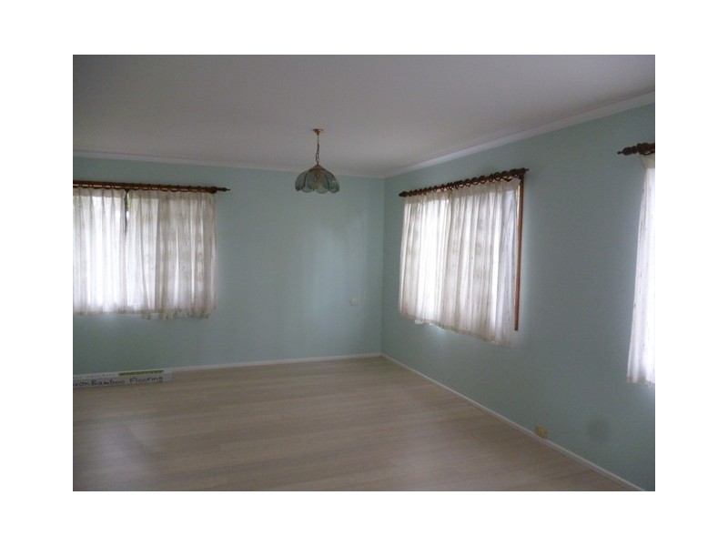 1 Boronia Street, Burrum Heads QLD 4659