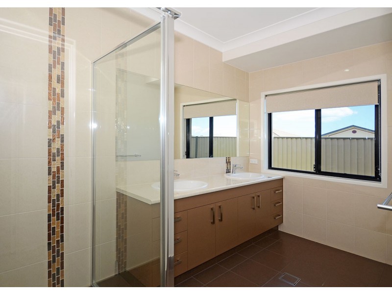 6 Noeme Street, Burrum Heads QLD 4659