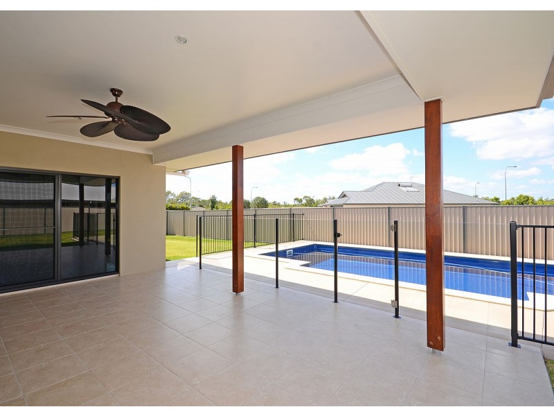6 Noeme Street, Burrum Heads QLD 4659
