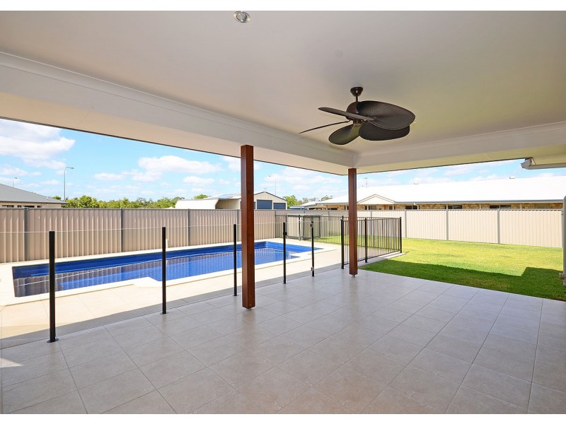 6 Noeme Street, Burrum Heads QLD 4659