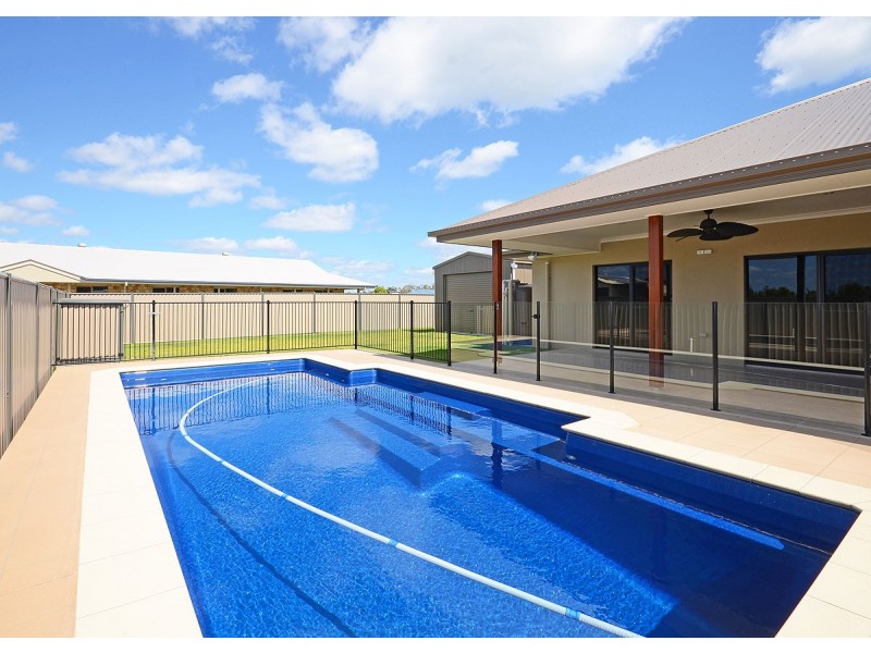 6 Noeme Street, Burrum Heads QLD 4659