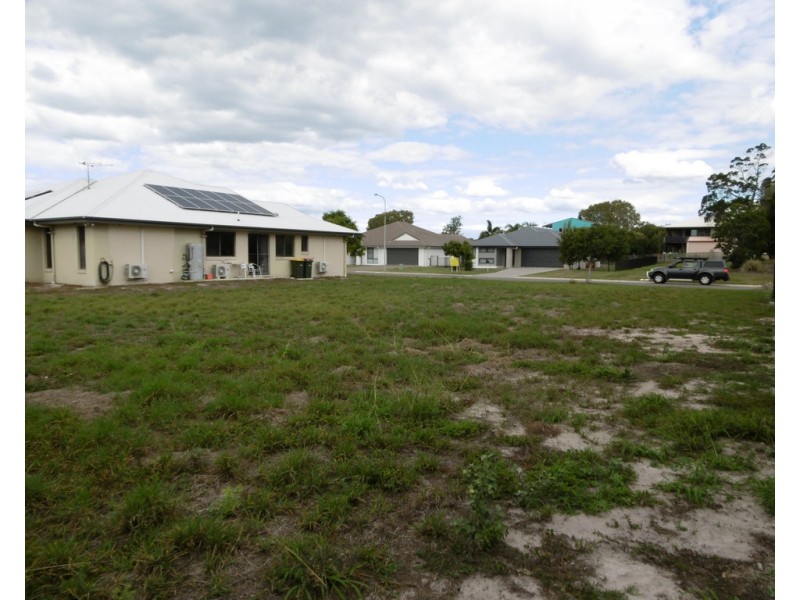 4 Barramundi Drive, Burrum Heads QLD 4659
