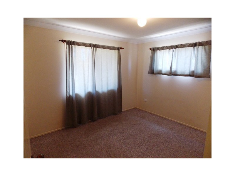 11 Beach Drive, Burrum Heads QLD 4659