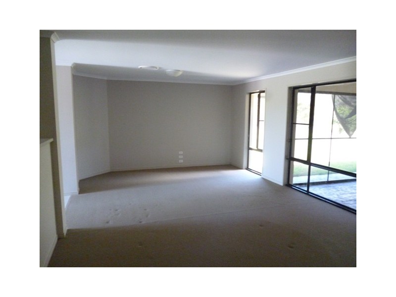 10 Jarrah Court, Burrum Heads QLD 4659