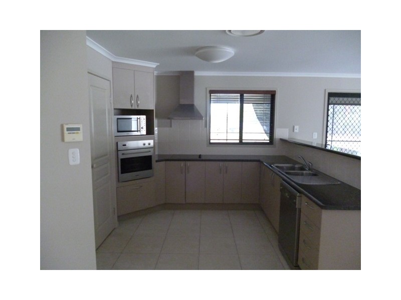 10 Jarrah Court, Burrum Heads QLD 4659