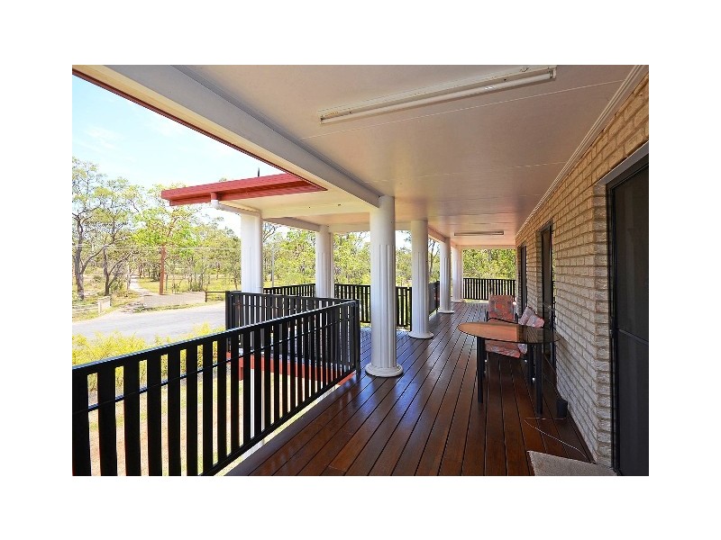 7 Coral Avenue, Pacific Haven QLD 4659