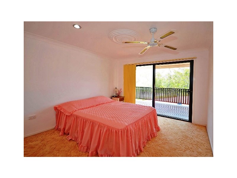 7 Coral Avenue, Pacific Haven QLD 4659