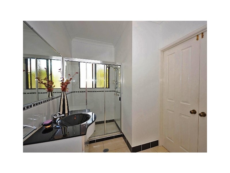 7 Coral Avenue, Pacific Haven QLD 4659