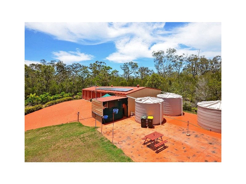 7 Coral Avenue, Pacific Haven QLD 4659