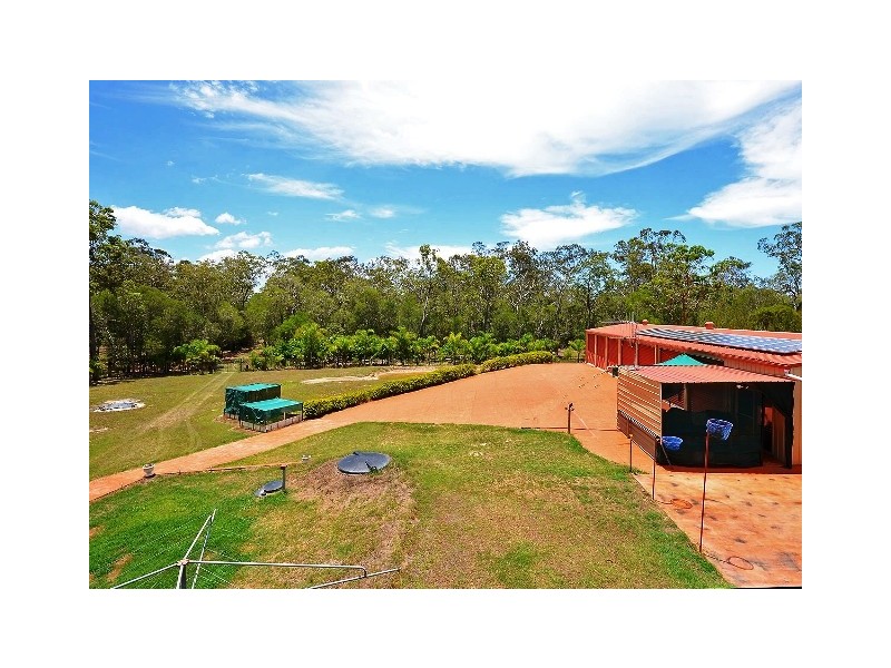 7 Coral Avenue, Pacific Haven QLD 4659