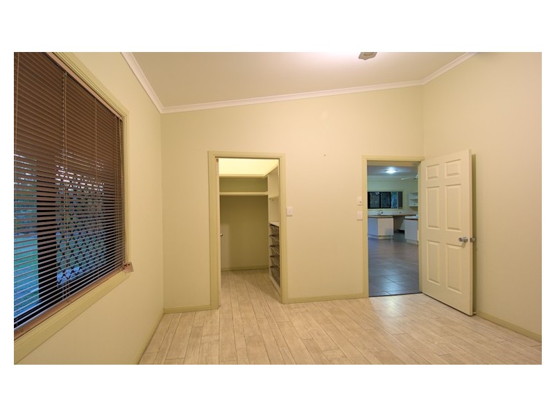 5-7 Rosslyn Dve, Burrum Heads QLD 4659