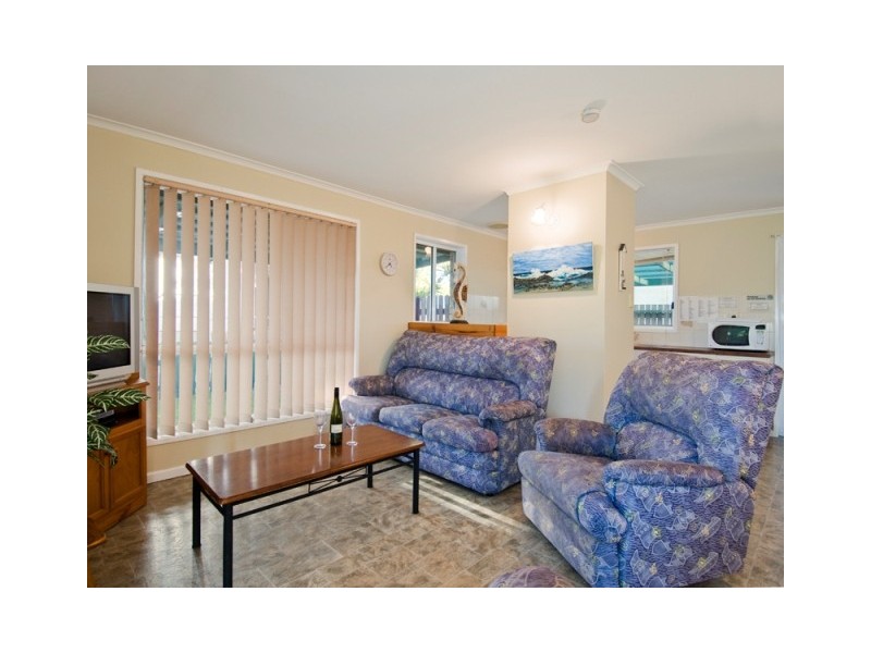 37 Beach Drive, Burrum Heads QLD 4659