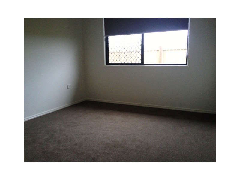 5 Noeme Street, Burrum Heads QLD 4659