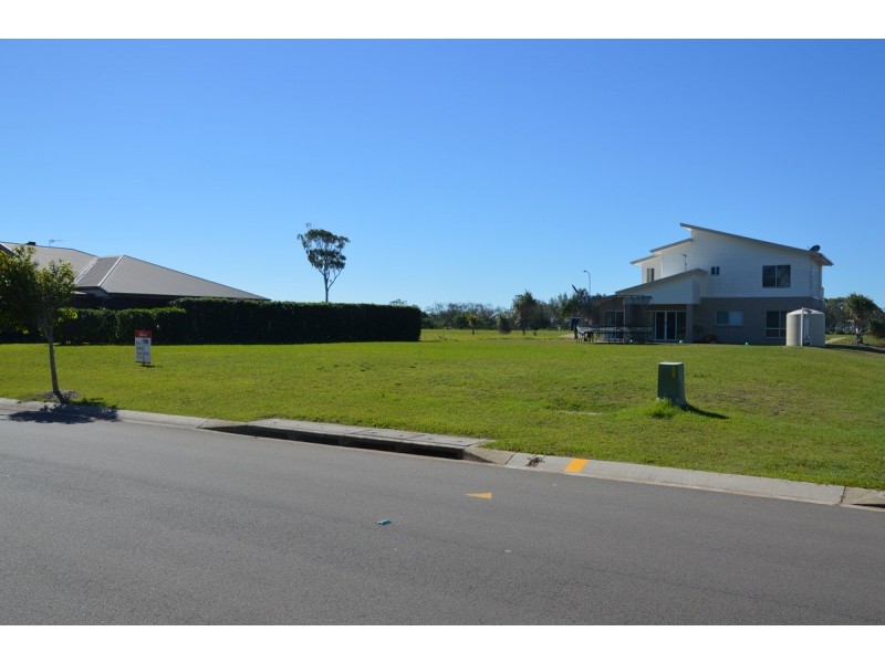 47 Barramundi Drive, Burrum Heads QLD 4659