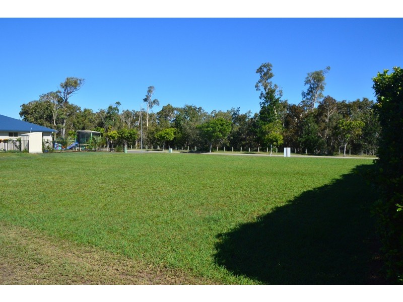 47 Barramundi Drive, Burrum Heads QLD 4659