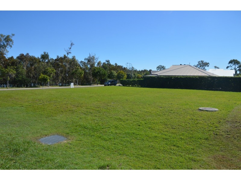 47 Barramundi Drive, Burrum Heads QLD 4659