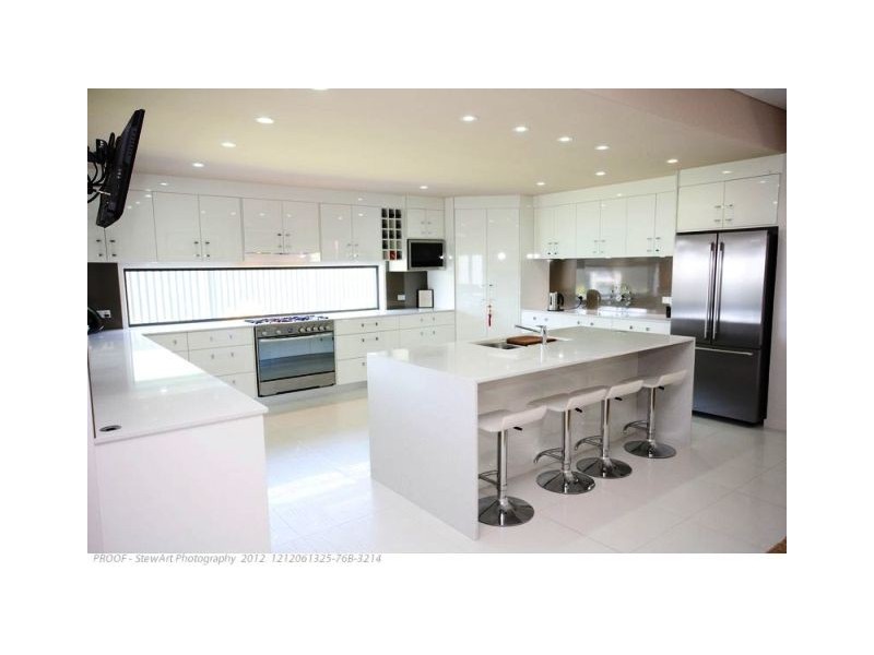 17 Louise Dve, Burrum Heads QLD 4659