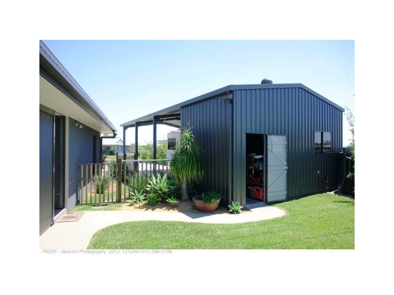 17 Louise Dve, Burrum Heads QLD 4659