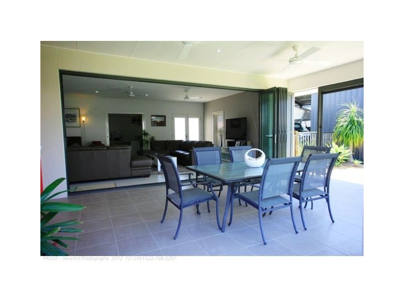 17 Louise Dve, Burrum Heads QLD 4659