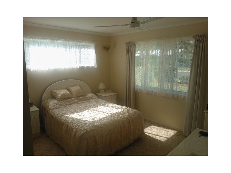 11 Boronia Street, Burrum Heads QLD 4659
