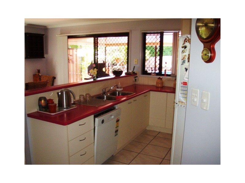 41 Lucas Drive, Burrum Heads QLD 4659