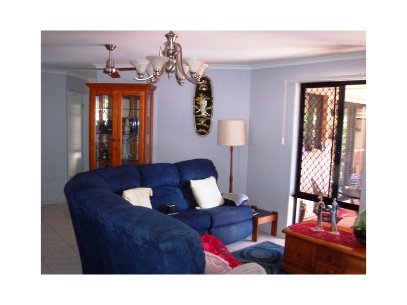 41 Lucas Drive, Burrum Heads QLD 4659