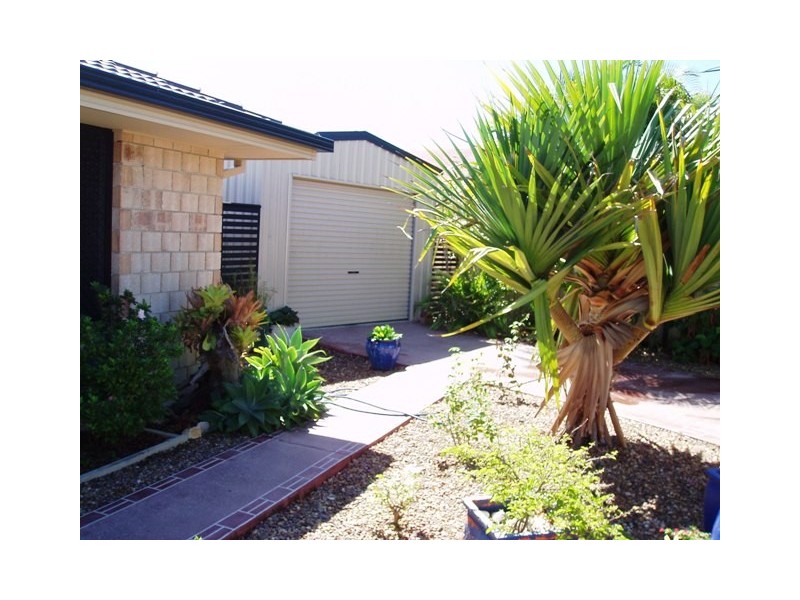 41 Lucas Drive, Burrum Heads QLD 4659