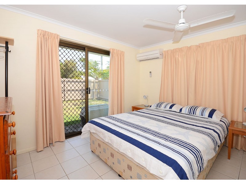 66 Kingfisher Pde, Toogoom QLD 4655