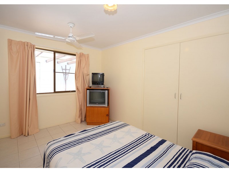 66 Kingfisher Pde, Toogoom QLD 4655