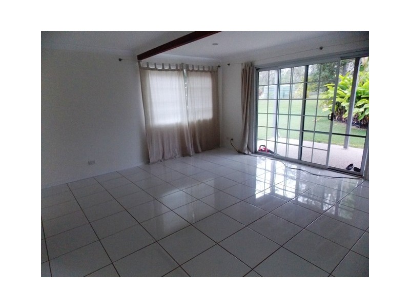 7 Dreamtime Ave, Burrum Heads QLD 4659