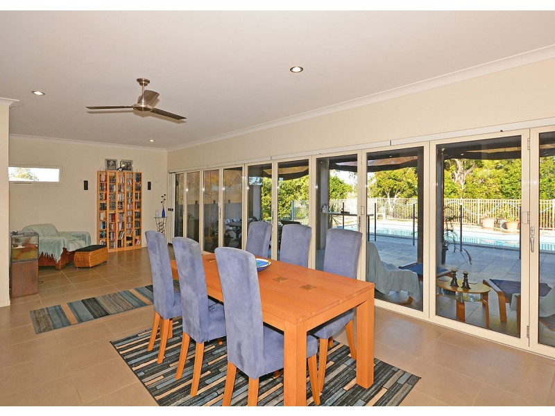 1 Wren Way, Burrum Heads QLD 4659