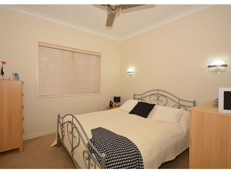 1 Wren Way, Burrum Heads QLD 4659