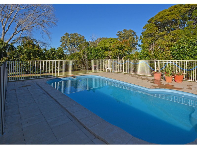 1 Wren Way, Burrum Heads QLD 4659