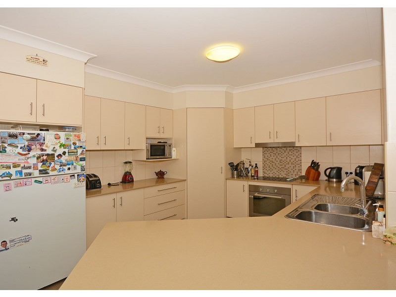 1 Wren Way, Burrum Heads QLD 4659